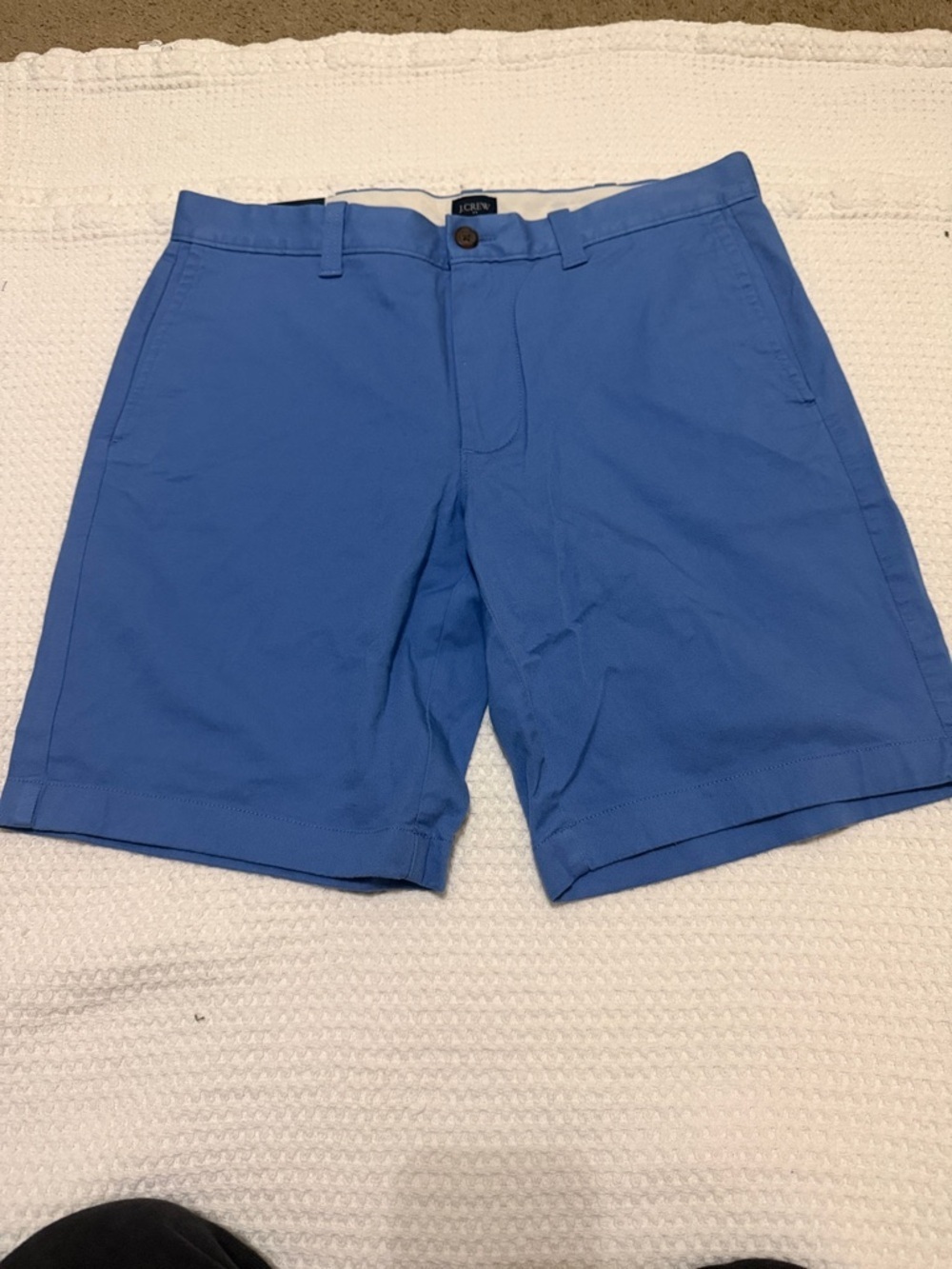 J. Crew Men’s Cornflower Blue Flat Front Chino Shorts - Picture 3 of 6
